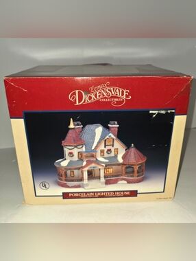 Lemax Caddington Village Christmas Village Porcelain Lighted House 1993